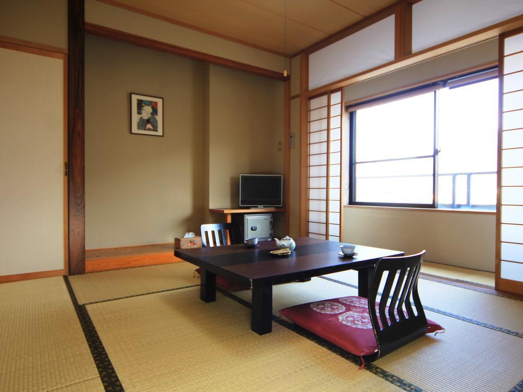 Asahi Club Hotel Chikuma Bagian luar foto